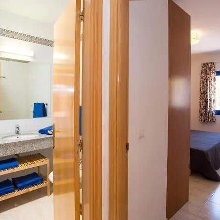 In Playa Blanca Sleeps 4 Includes Swimming Pool And Wifi 7 וילה