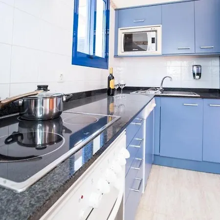 In Playa Blanca Sleeps 4 Includes Swimming Pool And Wifi 7 וילה פלאיה בלנקה